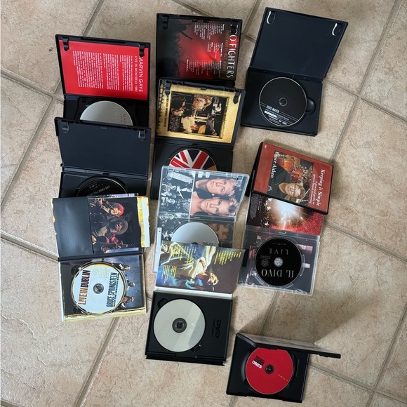 Lot Of 11 Musical Musician DVDs 70s 80s 90s Michael Jackson Foo Fighters The Who - Picture 2 of 3